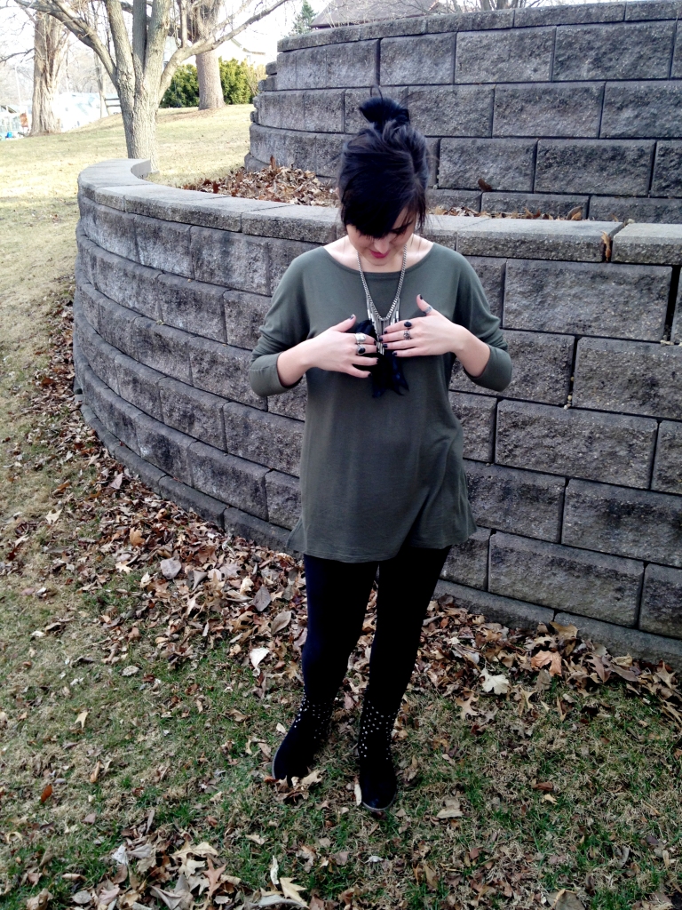 Olive tunic from Target for $6 on clearance! Black feathered necklace thrifted! Black suede leggings form F21, and boots thrifted! (I changed out of my church shoes, black pointed toe heels from Buckle, into a more durable shoe for moving furniture!)